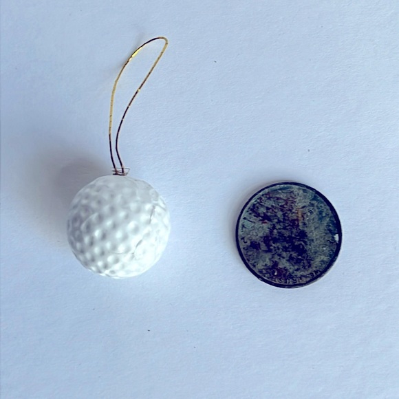 Vintage Golf Balls Set of 6 Mini Golf Ball Tree Ornaments - Picture 2 of 4